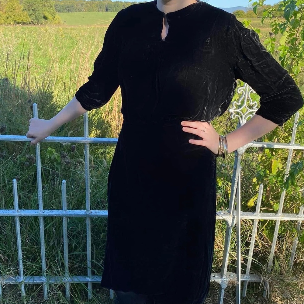 Antique 1930s black velvet dress